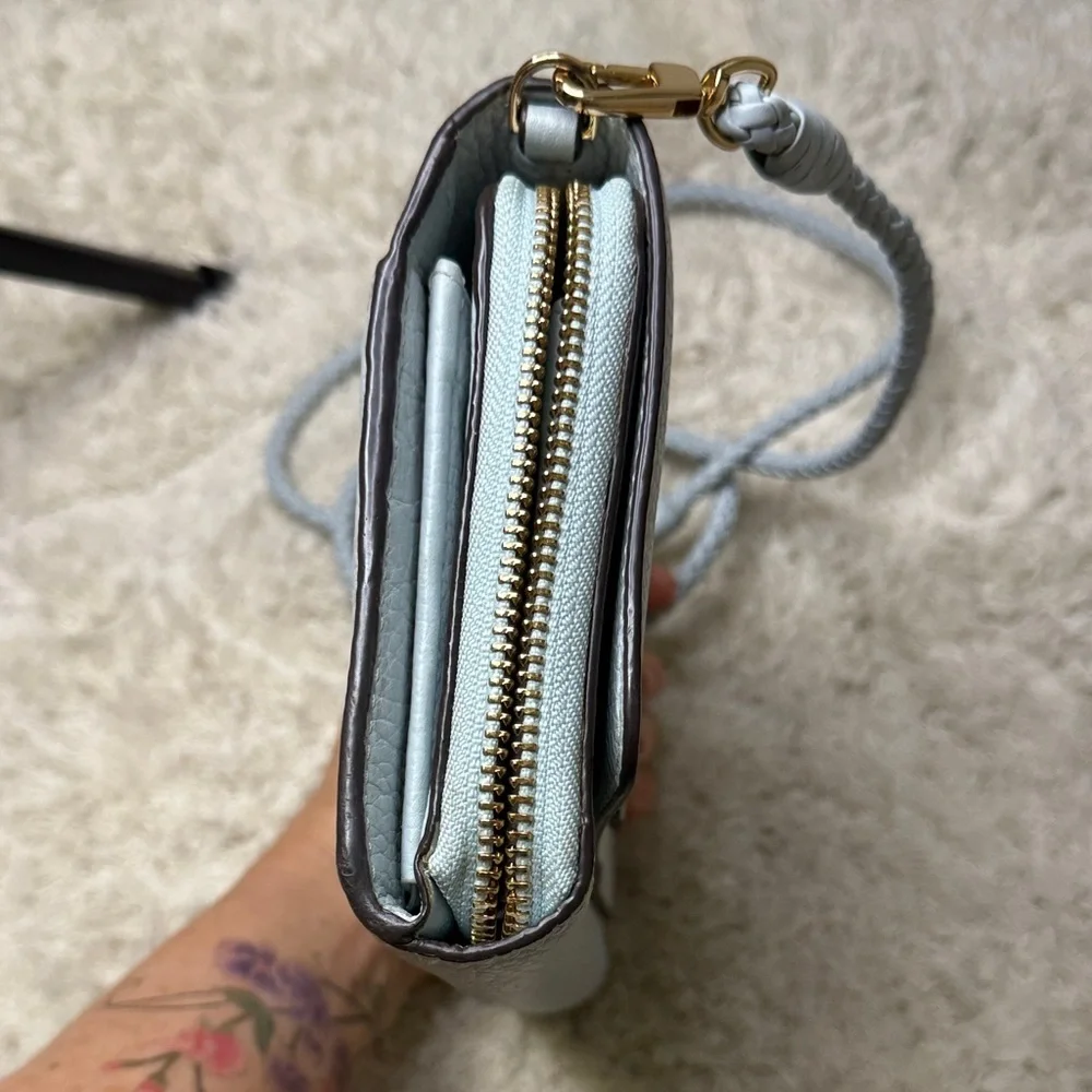 Tory Burch Taylor Flat Wallet Seltzer Blue - Picture 5 of 15